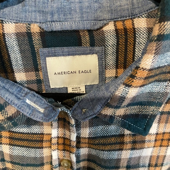 American Eagle Outfitters Plaid Button-Up Shirt - Picture 4 of 4